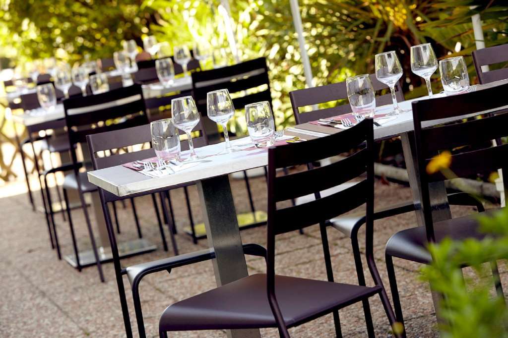 Campanile Versailles Buc Buc  Restaurang bild